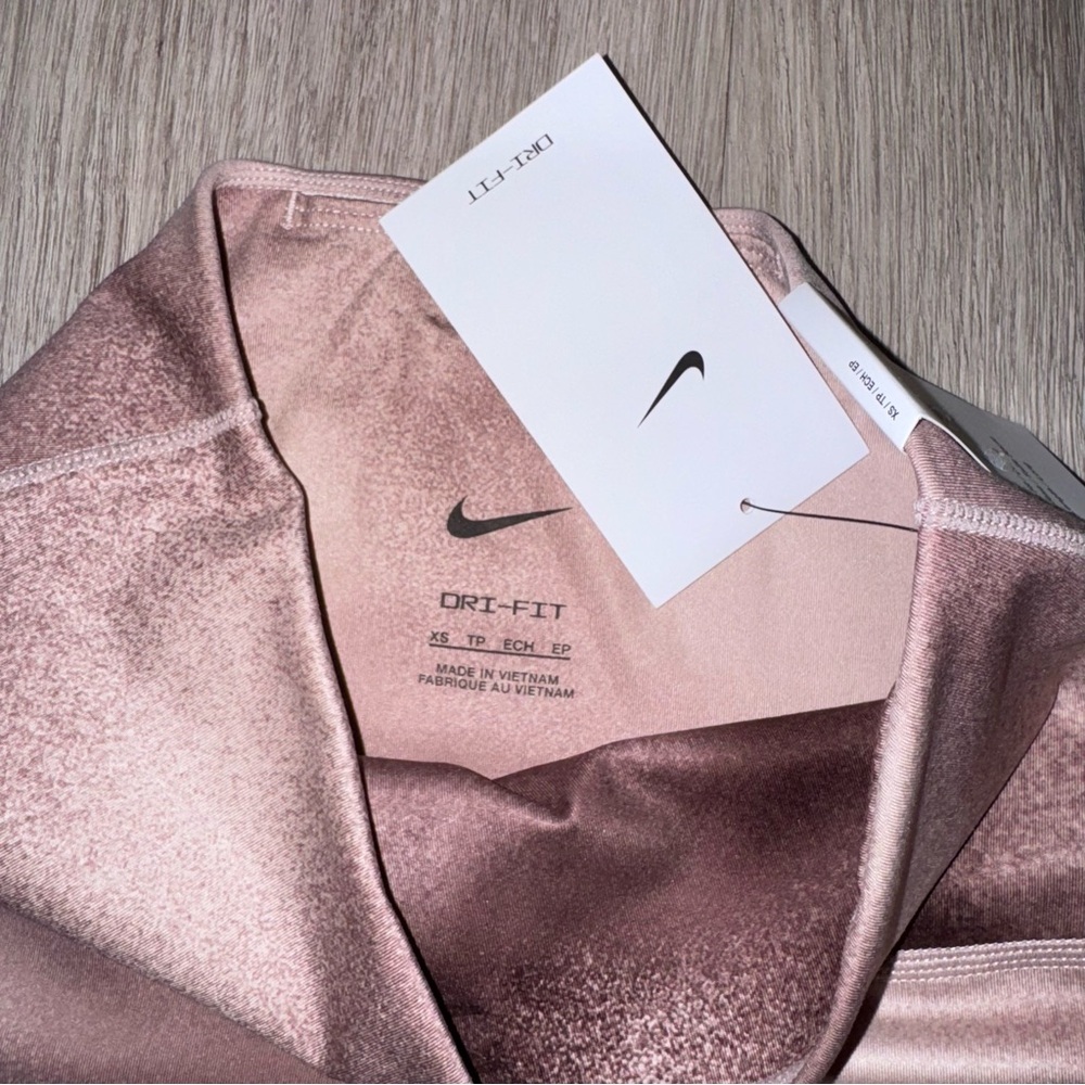 Nike Dry Fit Leggings - Picture 4 of 5